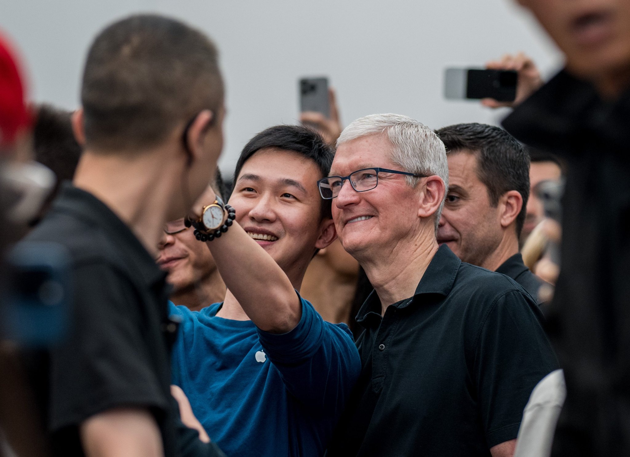 Apple’s iPhone Sales Plummets in China—But It’s Not as Bad as Everyone Thinks